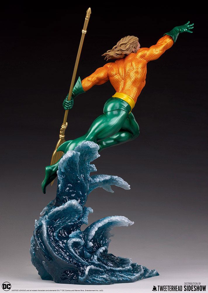 DC Comics Maquette 1/6 Aquaman 51 cm