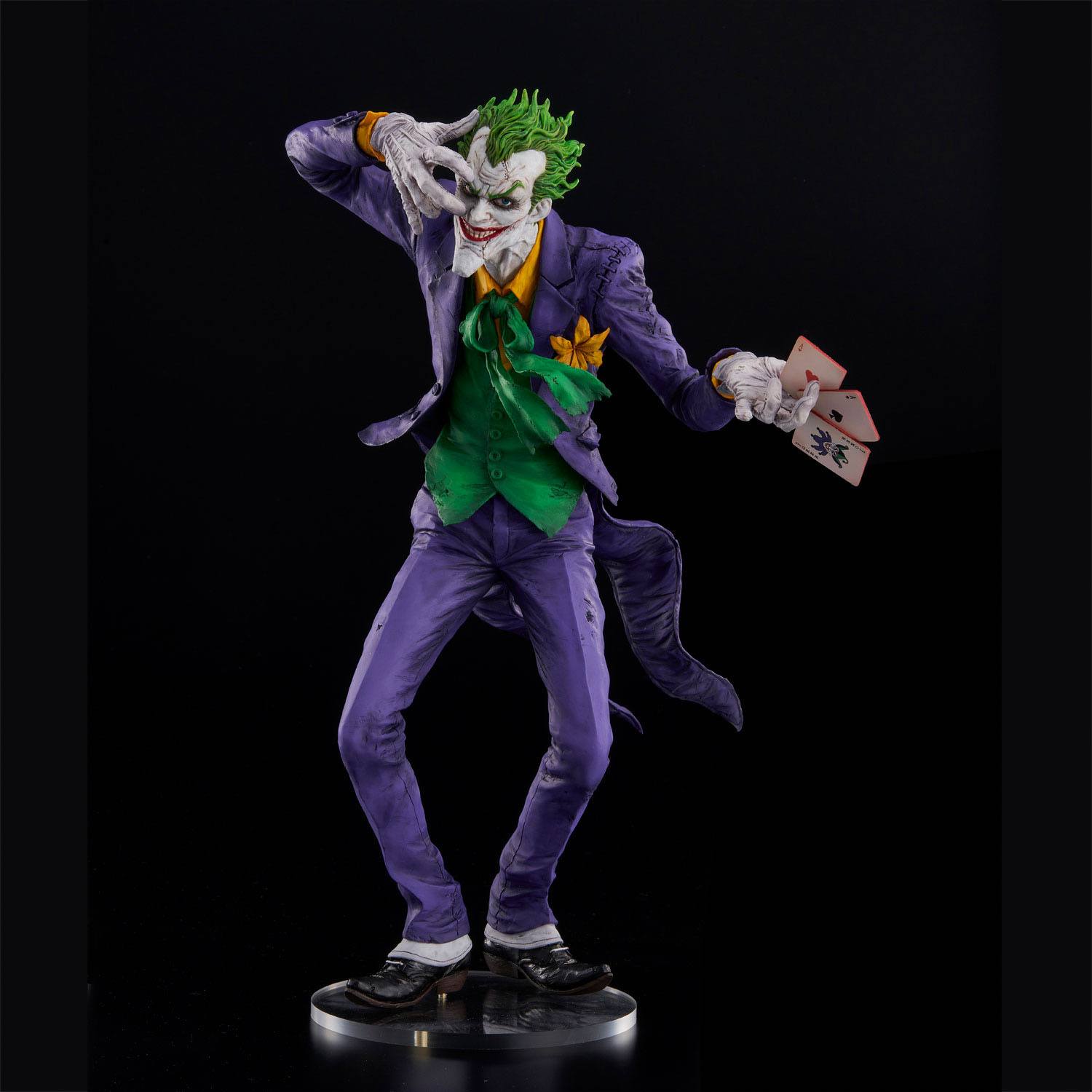 DC Comics Sofbinal Soft Vinyl Statue The Joker Laughing Purple Ver. 30 cm