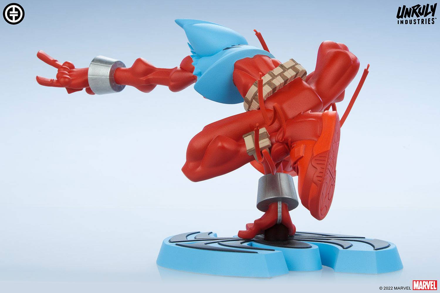 Marvel Designer Series Vinyl Statue Scarlet Spider by Tracy Tubera 14 cm