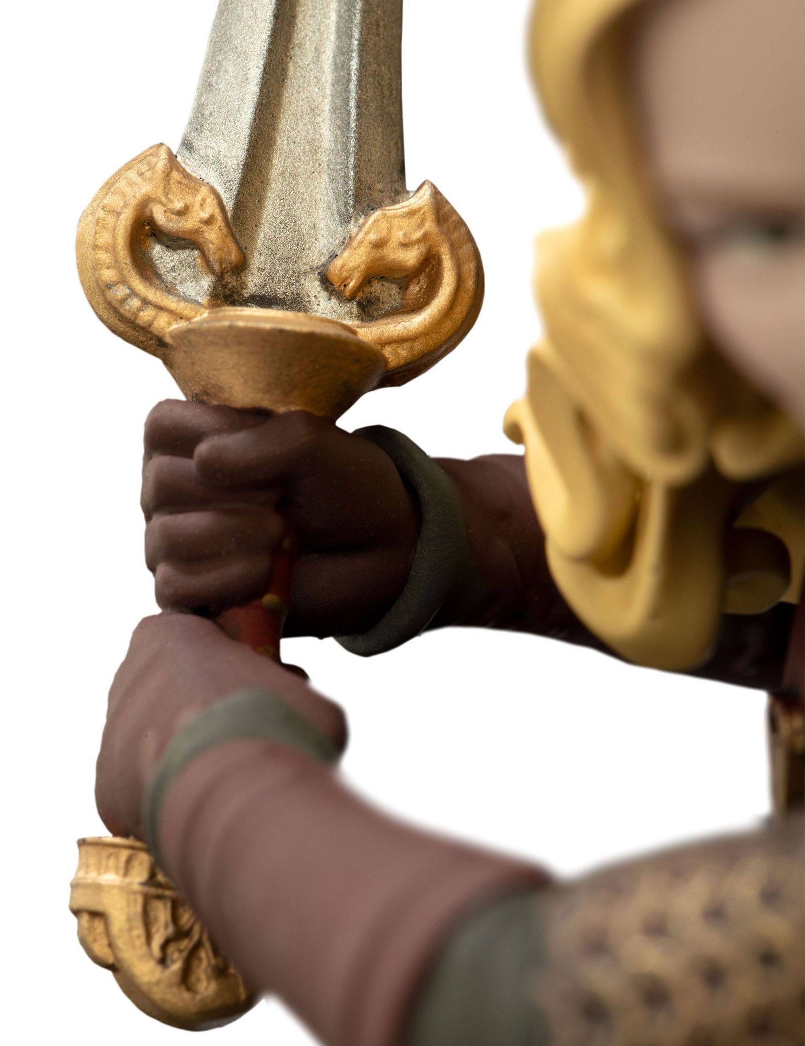 Lord of the Rings Mini Epics Vinyl Figure Éowyn 15 cm