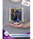 Disney Book Series D-Stage PVC Diorama Grimhilde 13 cm