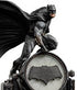 Zack Snyder's Justice League Deluxe Art Scale Statue 1/10 Batman on Batsignal 28 cm
