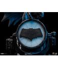Zack Snyder's Justice League Deluxe Art Scale Statue 1/10 Batman on Batsignal 28 cm