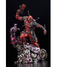 Marvel Fine Art Signature Series featuring the Kucharek Brothers Statue 1/6 Deadpool 36 cm