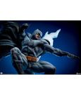 DC Comics Premium Format Statue Batman: The Dark Knight Returns 80 cm