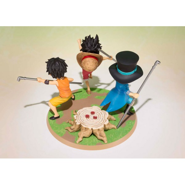 FIGUARTS ZERO ONE PIECE LUFFY, ACE, SABO GIKYOUDAI NO YAKUSOKU