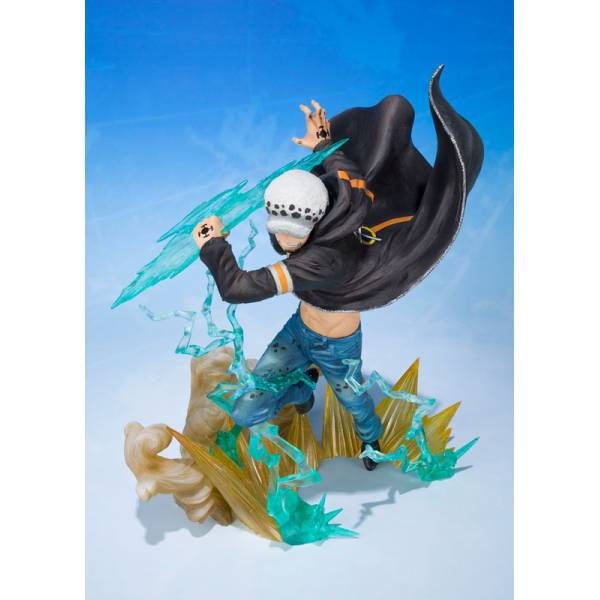 FIGUARTS ZERO ONE PIECE TRAFALGAR LAW GAMMA KNIFE