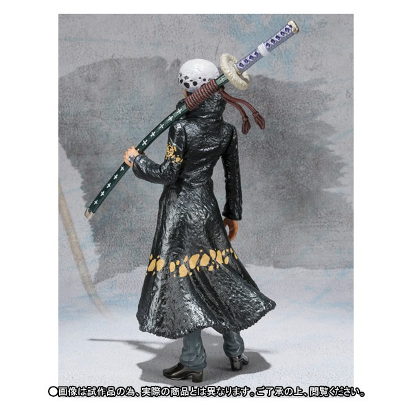 FIGUARTS ZERO ONE PIECE TRAFALGAR LAW SEVEN WARLORDS OF THE SEA VER LIMITED EDITION