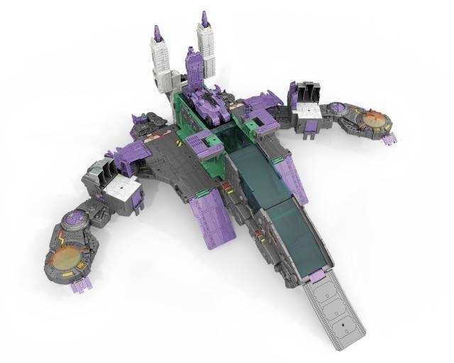 TRANSFORMERS GENERATIONS TITANS RETURN TRYPTICON AND FULL-TILT TITAN CLASS