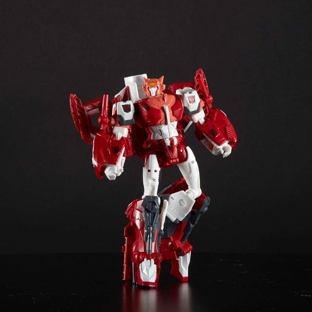 TRANSFORMERS GENERATIONS POWER OF THE PRIMES ELITA-1 VOYAGER CLASS
