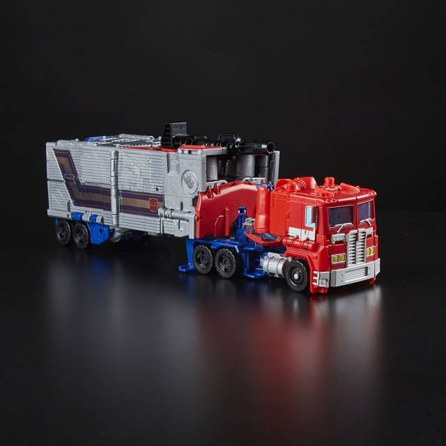 TRANSFORMERS GENERATIONS POWER OF THE PRIMES EVOLUTION OPTIMUS PRIME LEADER CLASS