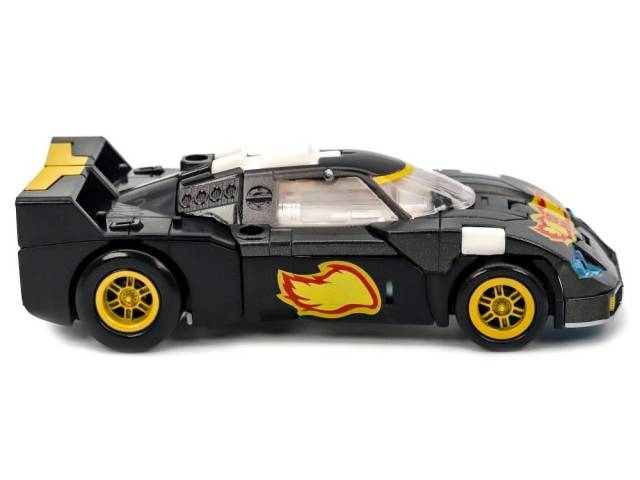 TRANSFORMERS GENERATIONS POWER OF THE PRIMES RICOCHET STEPPER DELUXE CLASS