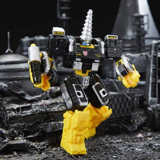 TRANSFORMERS GENERATIONS SELECTS WAR FOR CYBERTRON SIEGE POWERDASHER ZETAR DELUXE CLASS
