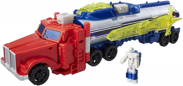 TRANSFORMERS GENERATIONS TITANS RETURN OPTIMUS PRIME AND DIAC VOYAGER CLASS
