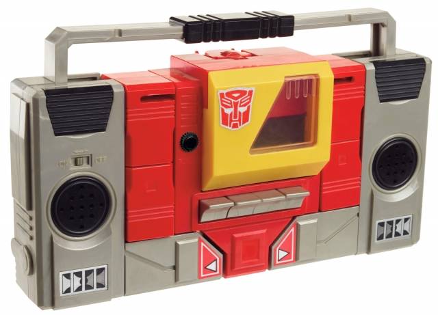 TRANSFORMERS G1 AUTOBOT BLASTER VINTAGE G1 REISSUES