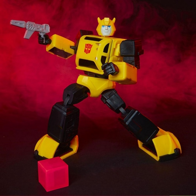 TRANSFORMERS GENERATIONS G1 BUMBLEBEE 6-INCH SCALE R.E.D. ROBOT ENHANCED DESIGN
