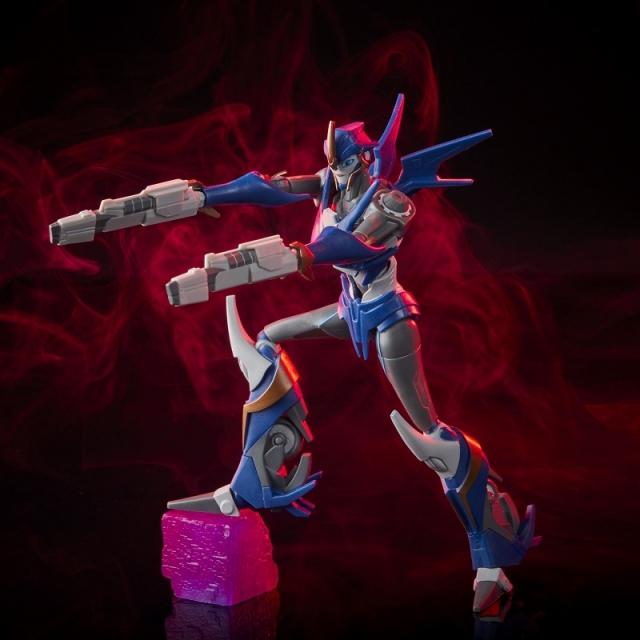 TRANSFORMERS GENERATIONS ARCEE 6-INCH SCALE R.E.D. ROBOT ENHANCED DESIGN