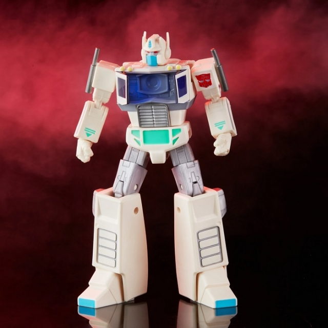 TRANSFORMERS GENERATIONS G1 ULTRA MAGNUS 6-INCH SCALE R.E.D. ROBOT ENHANCED DESIGN