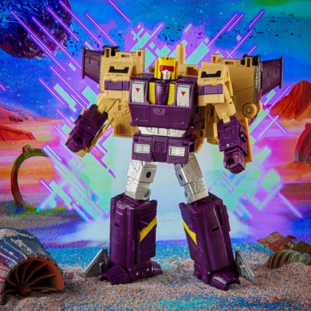 TRANSFORMERS GENERATIONS LEGACY BLITZWING LEGACY LEADER CLASS