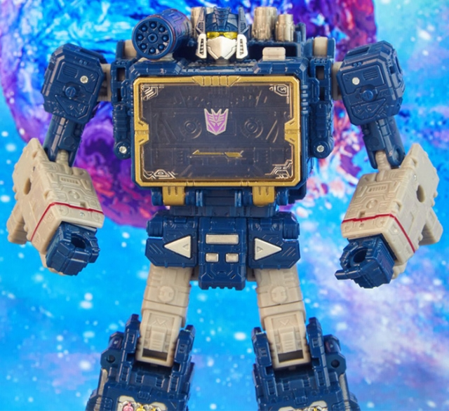 TRANSFORMERS GENERATIONS LEGACY SOUNDWAVE LEGACY VOYAGER CLASS