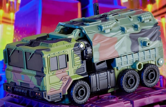 TRANSFORMERS GENERATIONS LEGACY WRECK N RULE COLLECTION PRIME UNIVERSE BULKHEAD