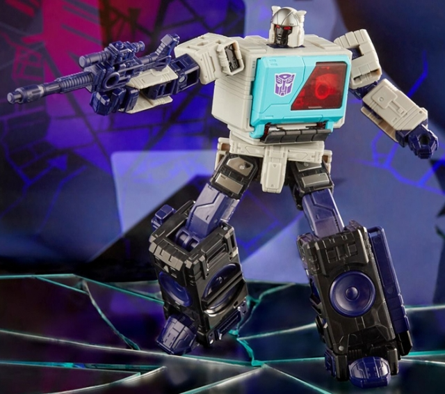 TRANSFORMERS GENERATIONS SHATTERED GLASS COLLECTION AUTOBOT BLASTER IDW SHATTERED GLASS IDW SHATTERED GLASS VOYAGER CLASS