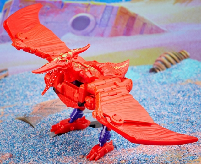 TRANSFORMERS GENERATIONS BUZZWORTHY BUMBLEBEE EVIL PREDACON TERRORSAUR LEGACY DELUXE CLASS