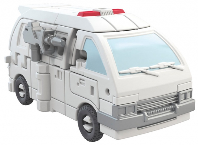TRANSFORMERS: THE MOVIE 86 RATCHET CORE CLASS STUDIO SERIES