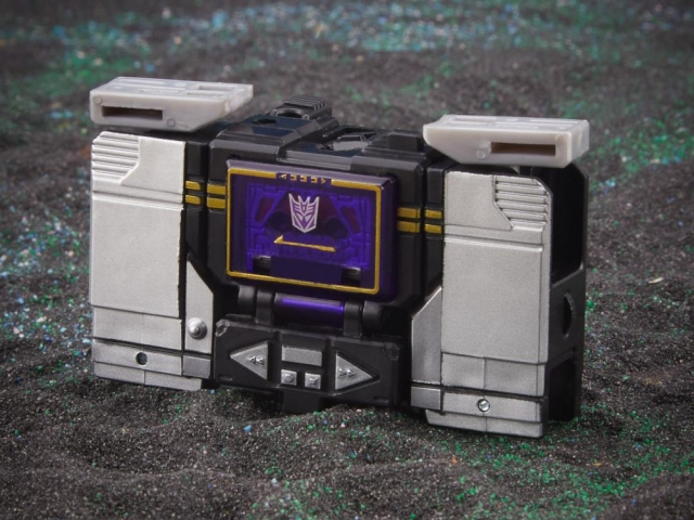 TRANSFORMERS: LEGACY EVOLUTION SOUNDBLASTER LEGACY CORE CLASS