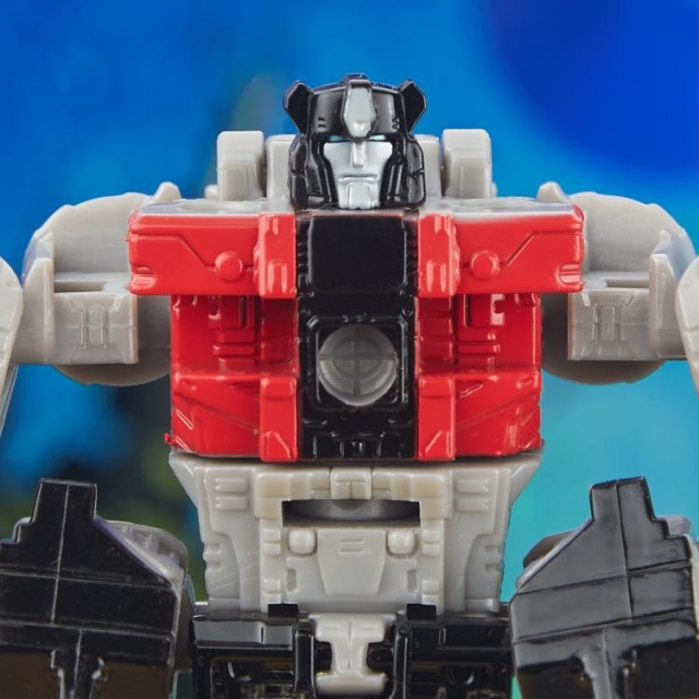 TRANSFORMERS: LEGACY EVOLUTION DINOBOT SLUDGE LEGACY CORE CLASS