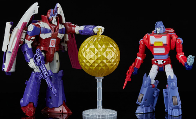 TRANSFORMERS GENERATIONS LEGACY A HERO IS BORN SET OF 2 LEGACY VOYAGER CLASS