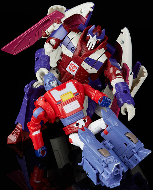 TRANSFORMERS GENERATIONS LEGACY A HERO IS BORN SET OF 2 LEGACY VOYAGER CLASS