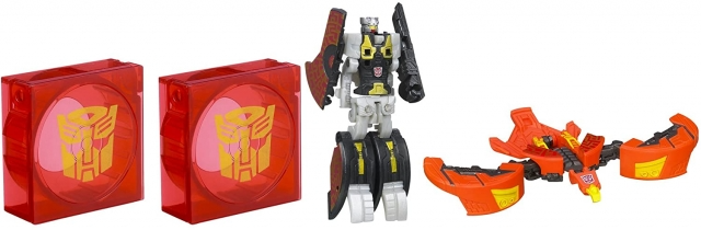 TRANSFORMERS GENERATIONS FALL OF CYBERTRON REWIND AND SUNDOR LEGENDS CLASS