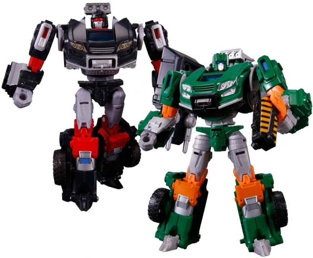 TRANSFORMERS GENERATIONS FALL OF CYBERTRON TG27 TRAILCUTTER AND HOIST SET
