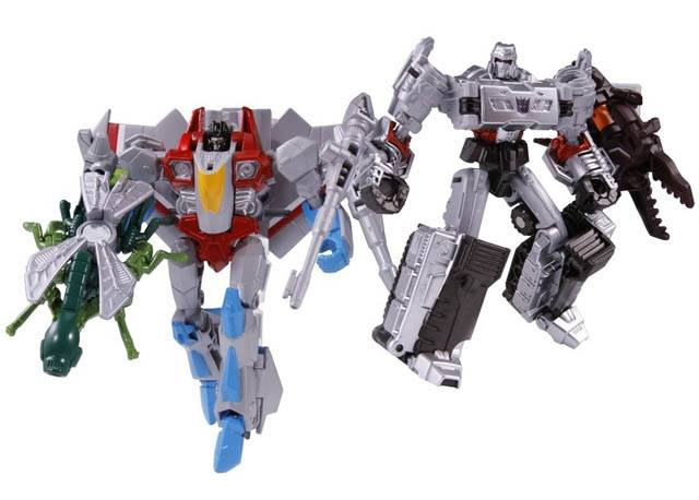 TRANSFORMERS GENERATIONS FALL OF CYBERTRON TG28 MEGATRON AND STARSCREAM SET