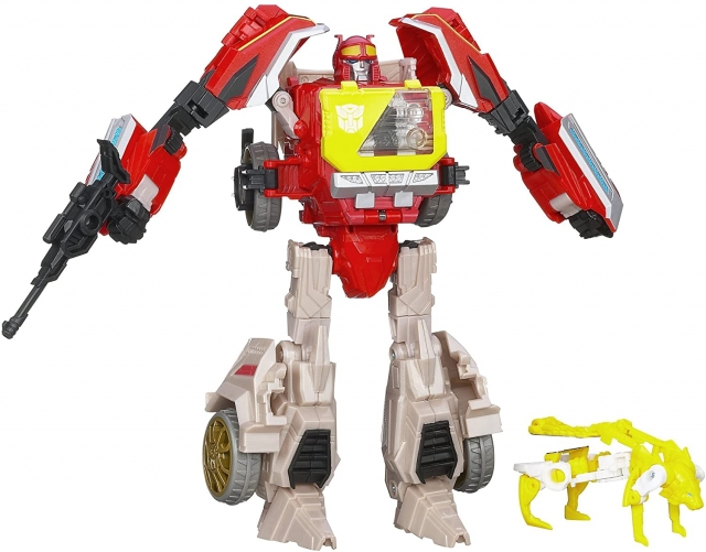 TRANSFORMERS GENERATIONS FALL OF CYBERTRON AUTOBOT BLASTER WITH STEELJAW VOYAGER CLASS