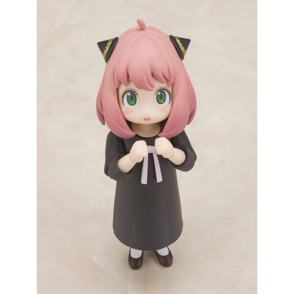 S.H.FIGUARTS SPY X FAMILY ANYA FORGER