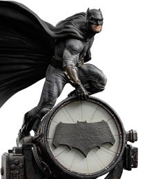 Zack Snyder's Justice League Deluxe Art Scale Statue 1/10 Batman on Batsignal 28 cm