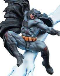 DC Comics Premium Format Statue Batman: The Dark Knight Returns 80 cm