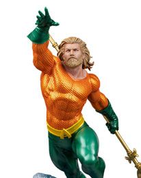 DC Comics Maquette 1/6 Aquaman 51 cm