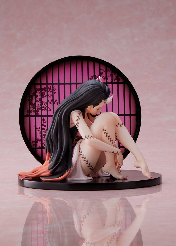 Demon Slayer: Kimetsu no Yaiba Statue 1/8 Entertainment District Arc Nezuko Kamado Demon Form Advancing Version 12 cm