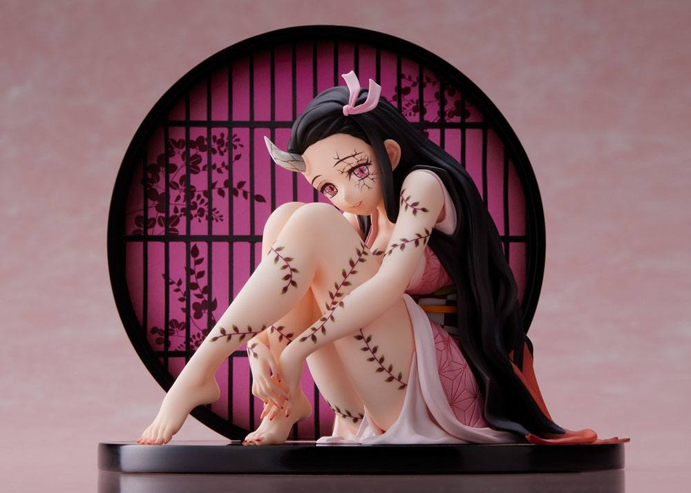 Demon Slayer: Kimetsu no Yaiba Statue 1/8 Entertainment District Arc Nezuko Kamado Demon Form Advancing Version 12 cm