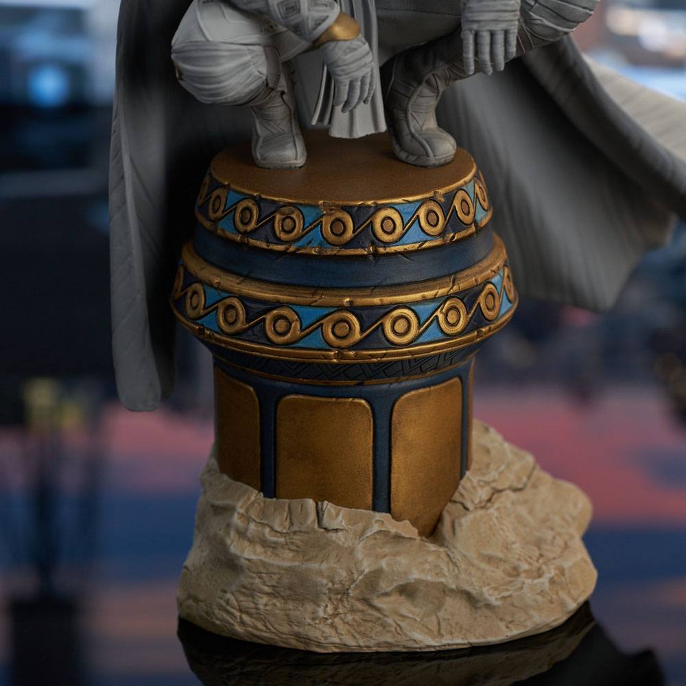 Moon Knight Marvel TV Gallery PVC Statue Moon Knight 25 cm
