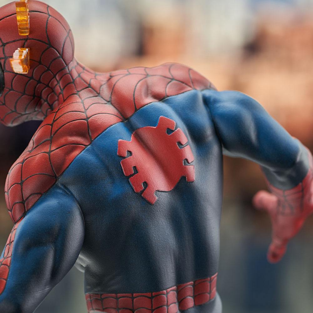 Marvel Comics Bust 1/7 Spider-Man 15 cm
