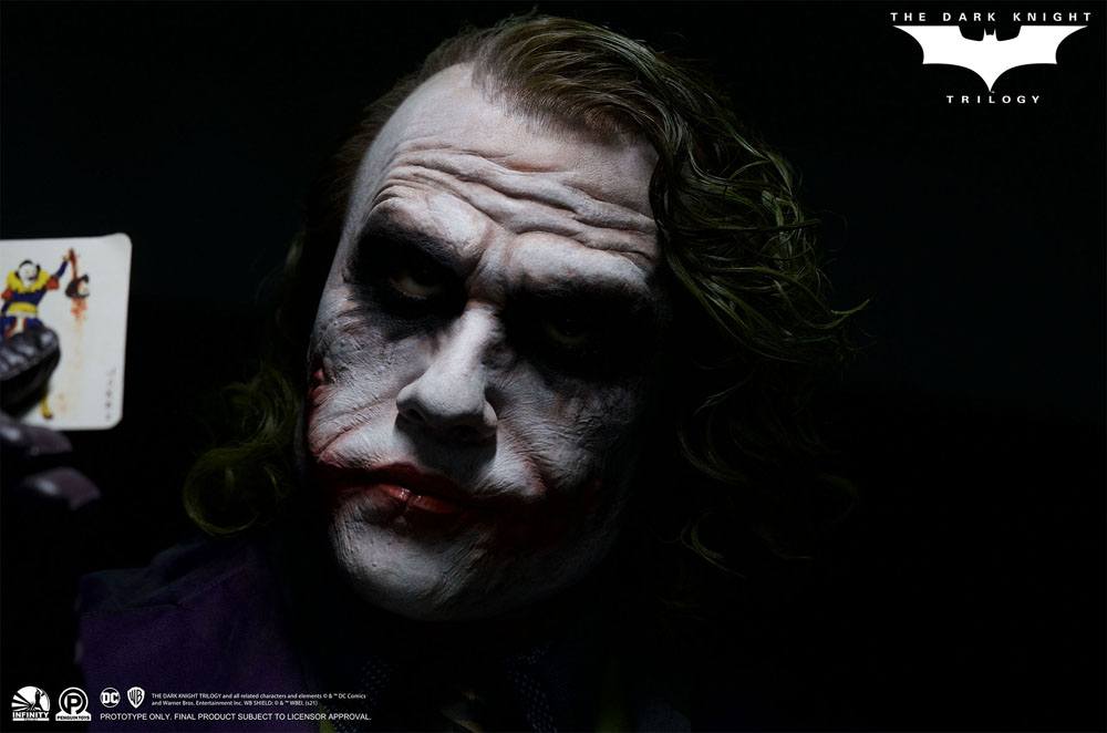 The Dark Knight Life-Size Bust Joker 82 cm