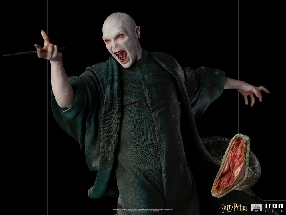 Harry Potter Legacy Replica Statue 1/4 Voldemort & Nagini 58 cm