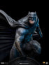 Zack Snyder's Justice League Deluxe Art Scale Statue 1/10 Batman on Batsignal 28 cm