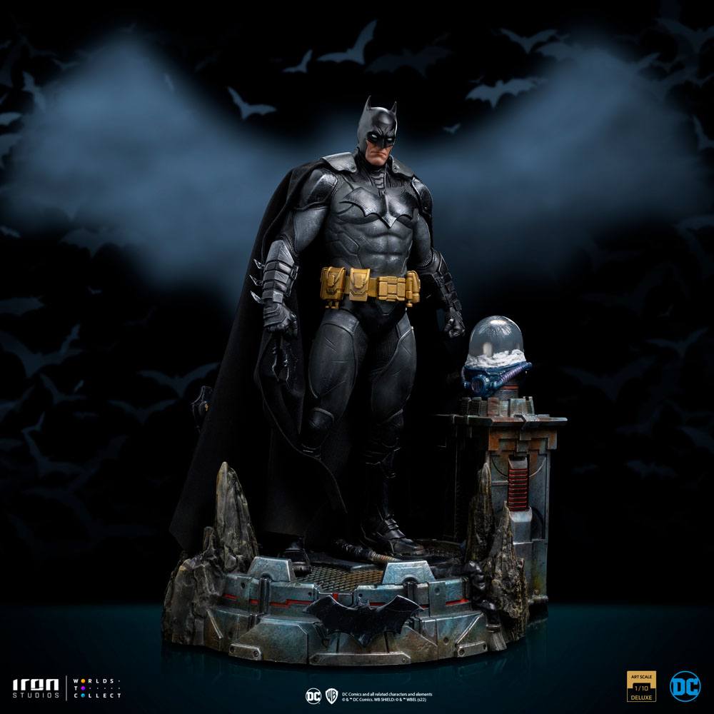 DC Comics Art Scale Statue 1/10 Batman Unleashed Deluxe 24 cm