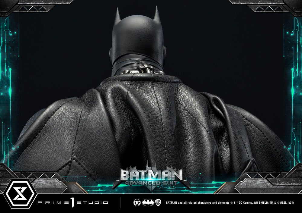 DC Comics Statue Batman Advanced Suit by Josh Nizzi 51 cm