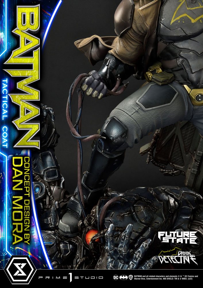 DC Comics Statue 1/4 Batman Dark Detective Tactical Coat Concept Design by Dan Mora 59 cm